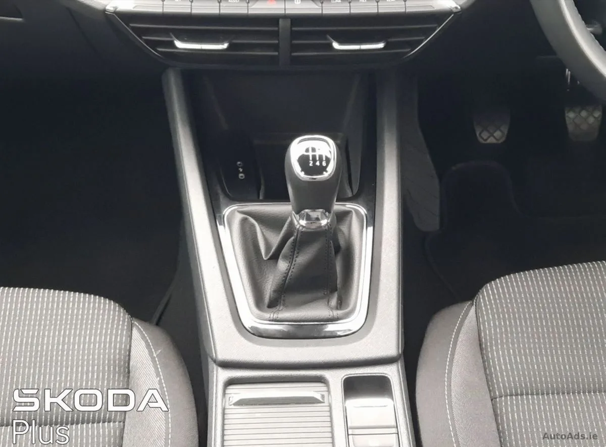 2023 Skoda Octavia – photo 16