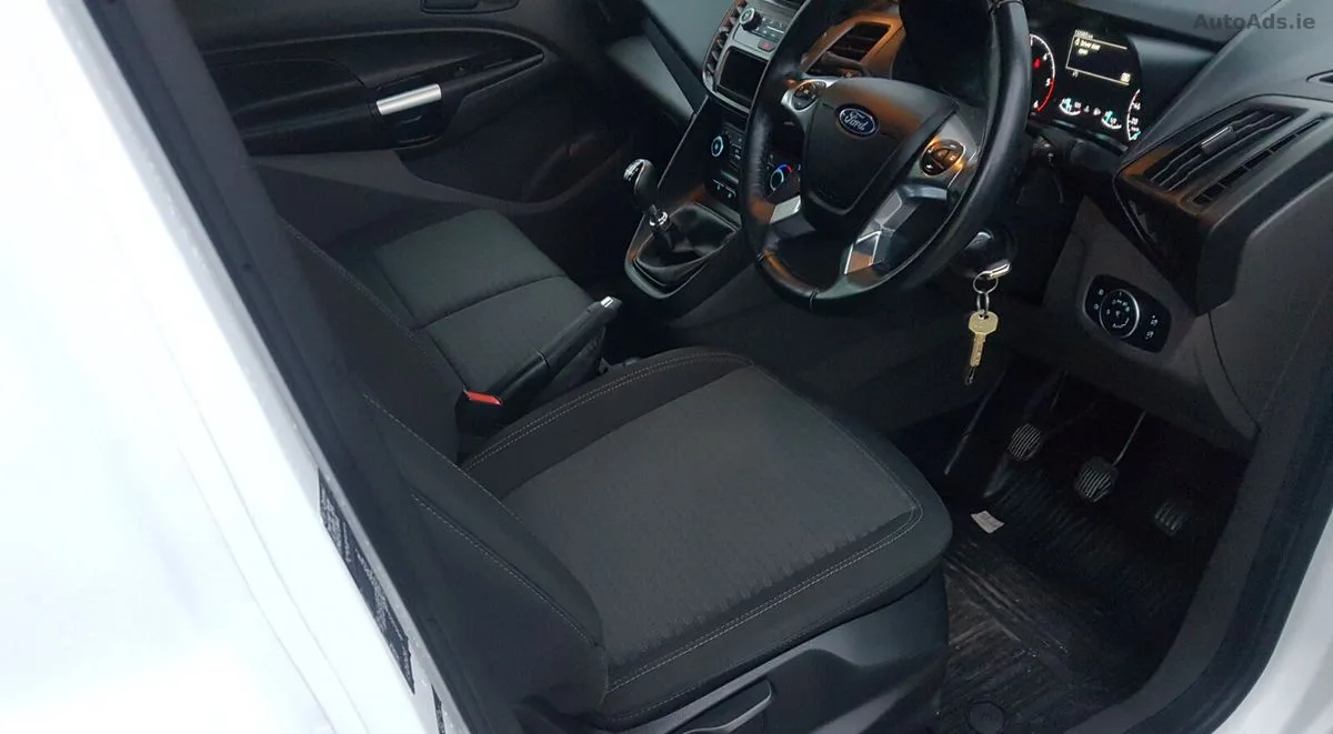 2023 Ford Transit – photo 8