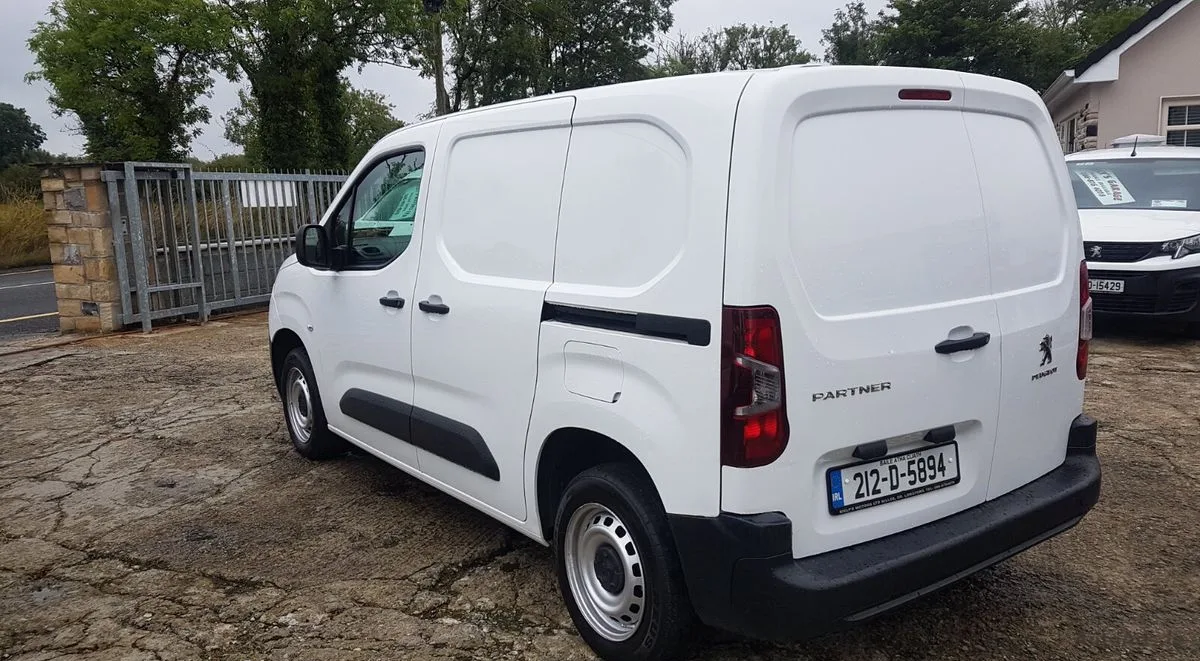 2021 Peugeot Partner – photo 8