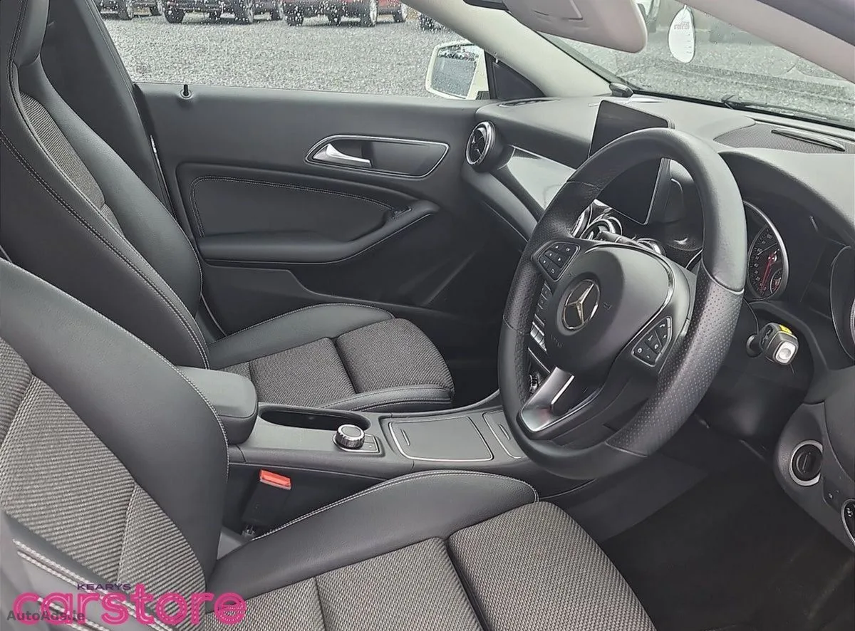 2017 Mercedes-Benz CLA – photo 12