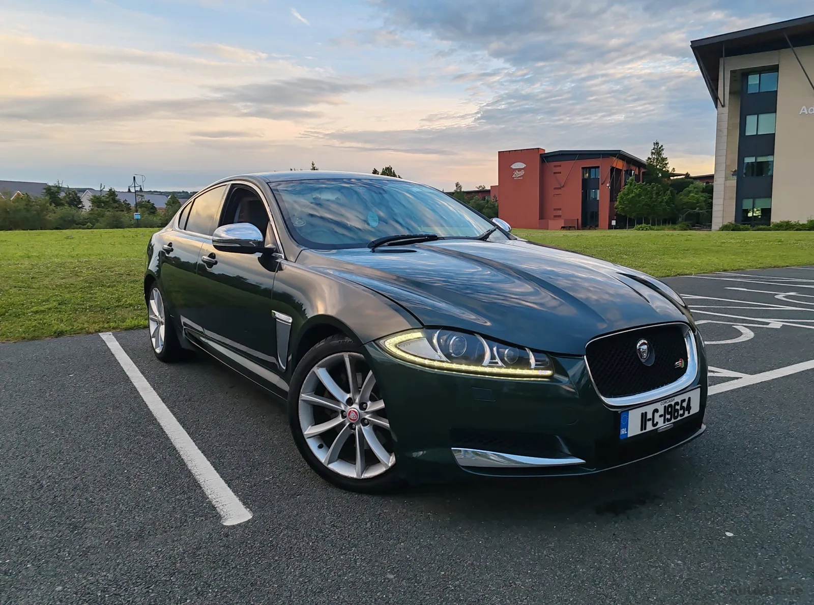 2011 Jaguar XF