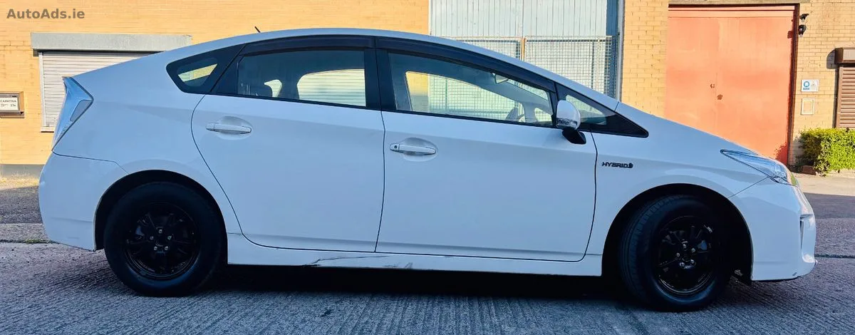2015 Toyota Prius – photo 9