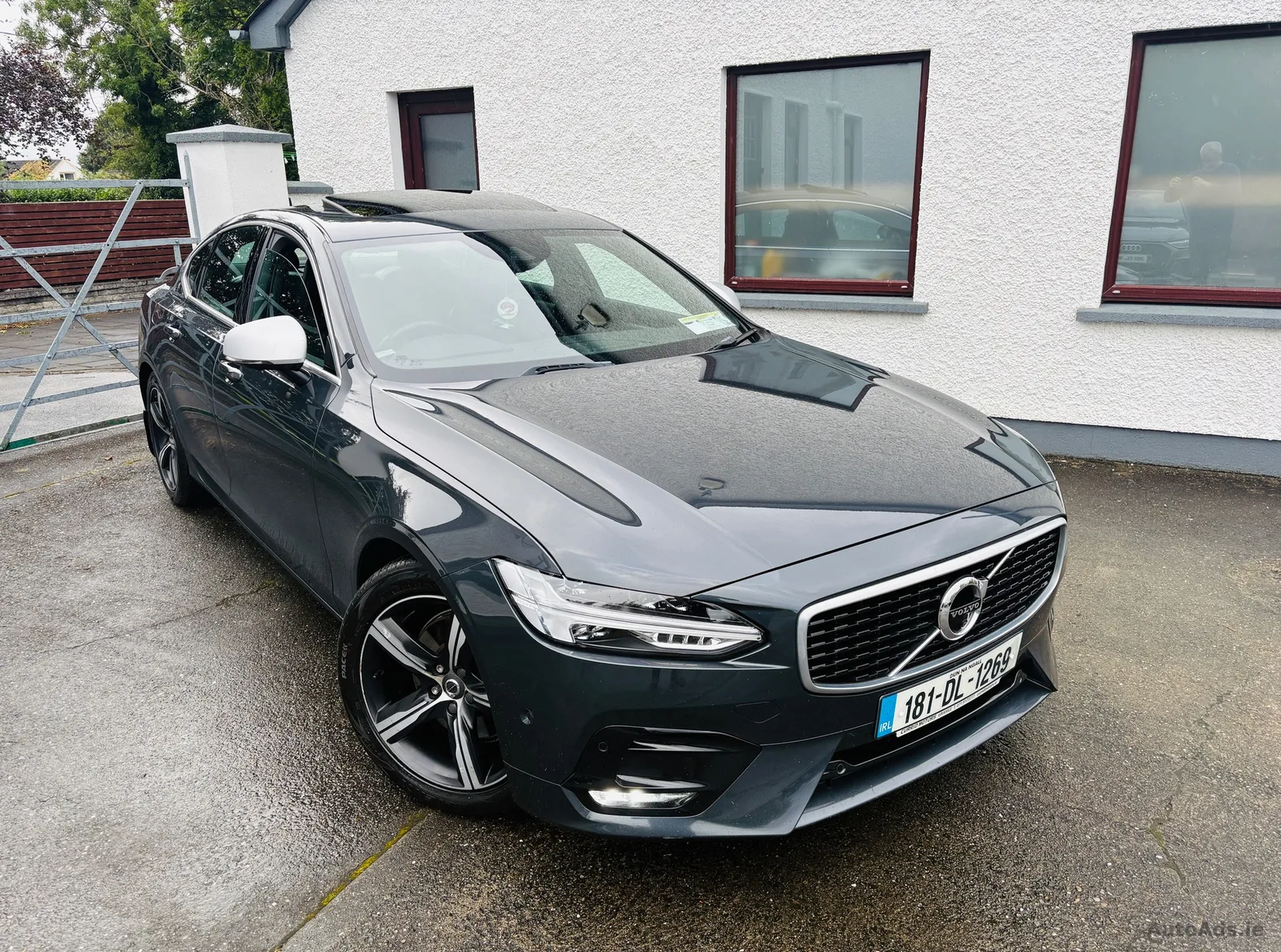 2018 Volvo S90