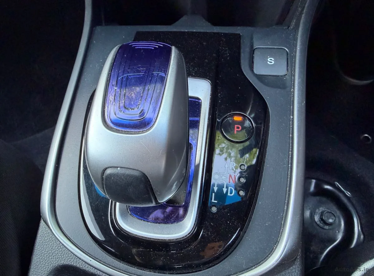 2016 Honda Grace – photo 18