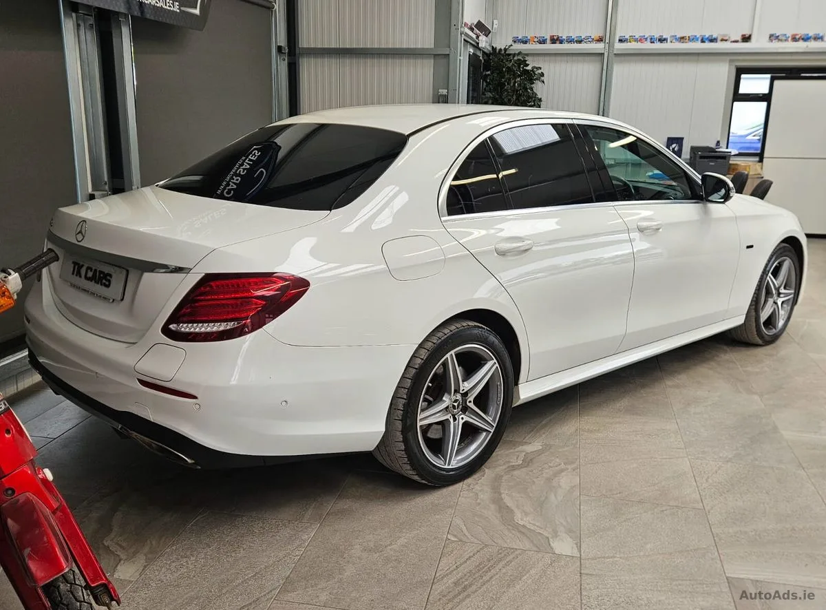2020 Mercedes-Benz E-Class – photo 2