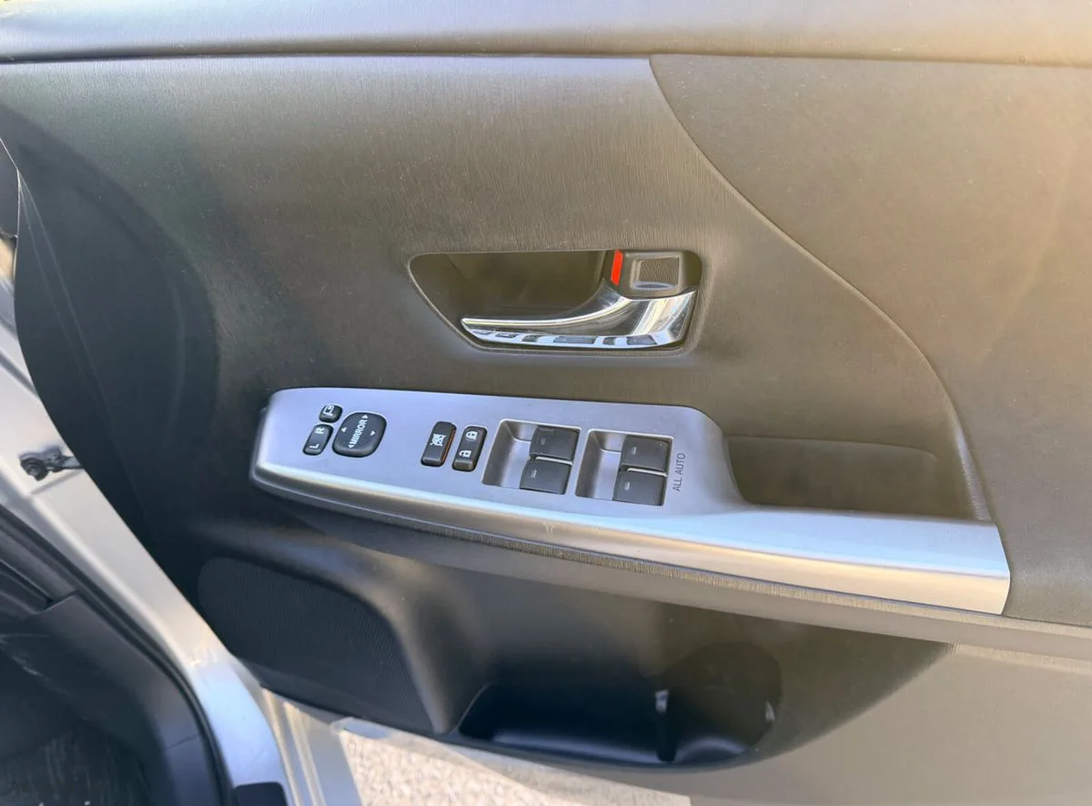 2017 Toyota Prius – photo 15