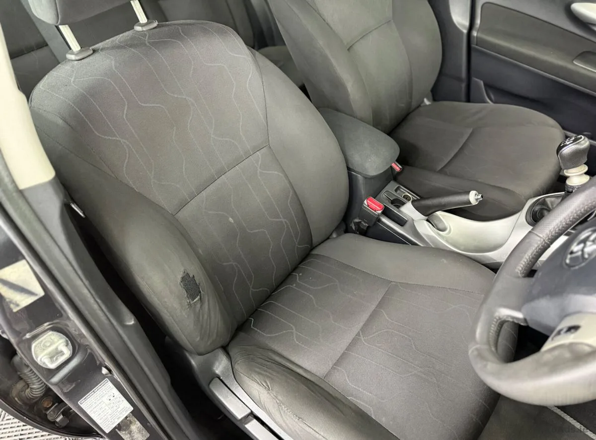 2011 Toyota Auris – photo 20