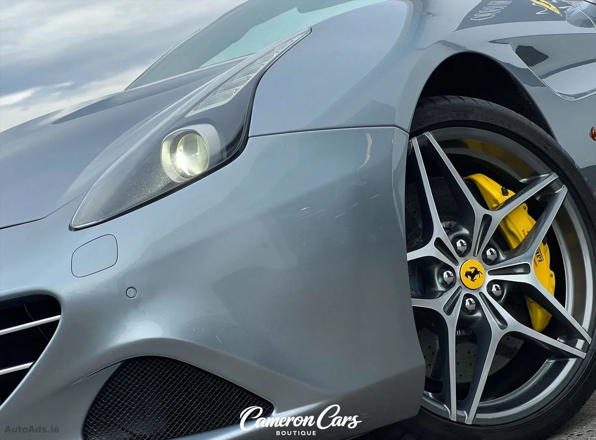 2015 Ferrari California – photo 11