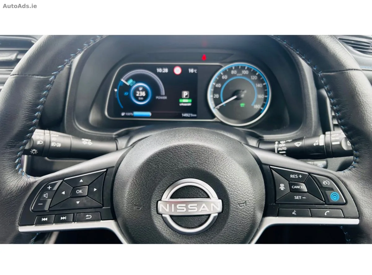 2024 Nissan Leaf – photo 10