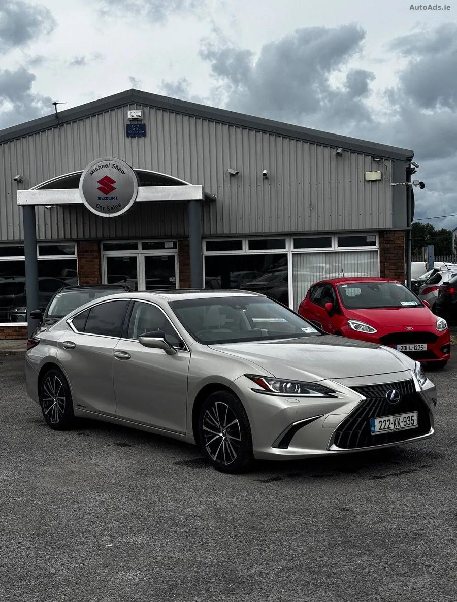 2022 Lexus ES
