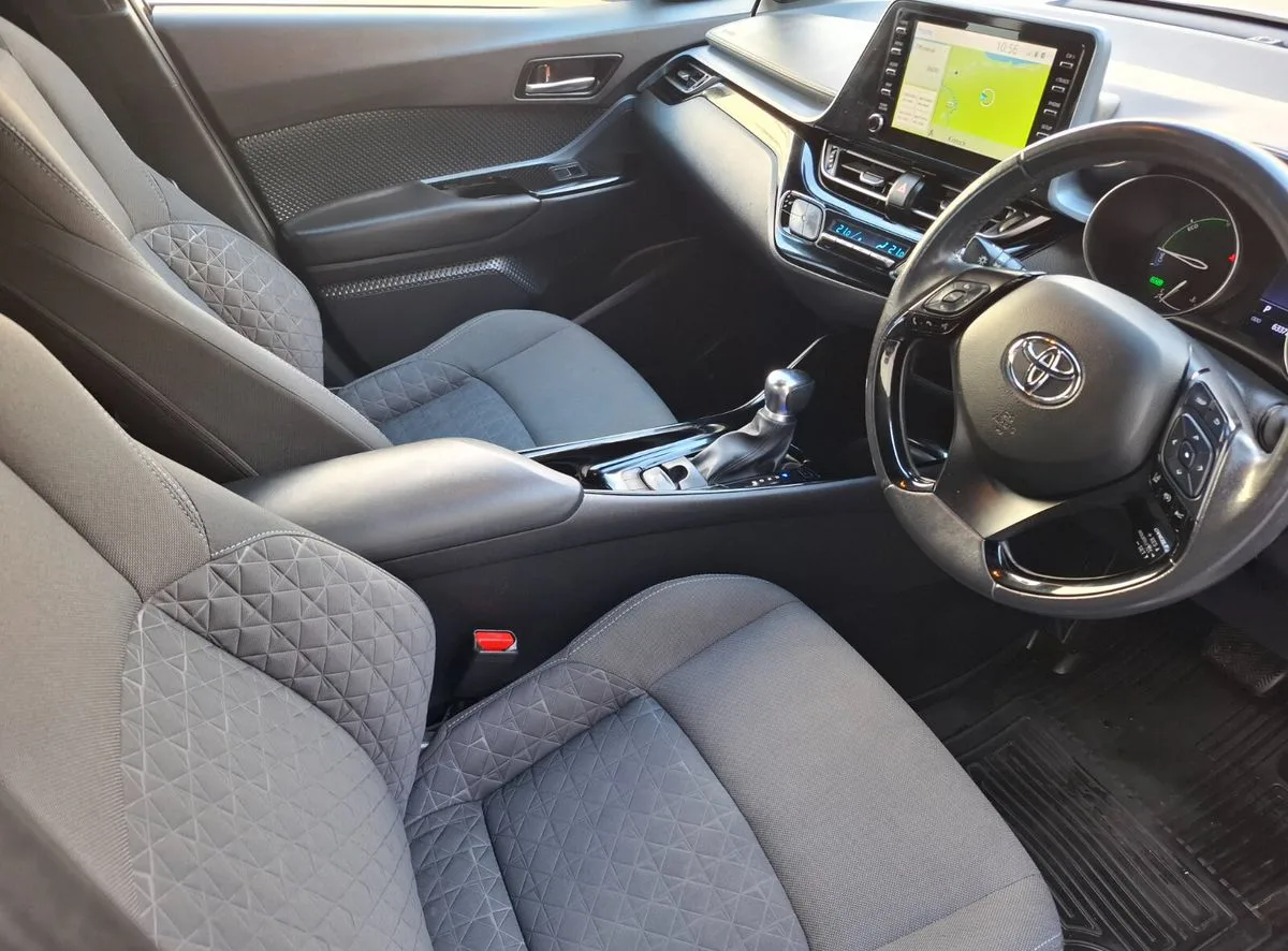 2020 Toyota C-HR – photo 5