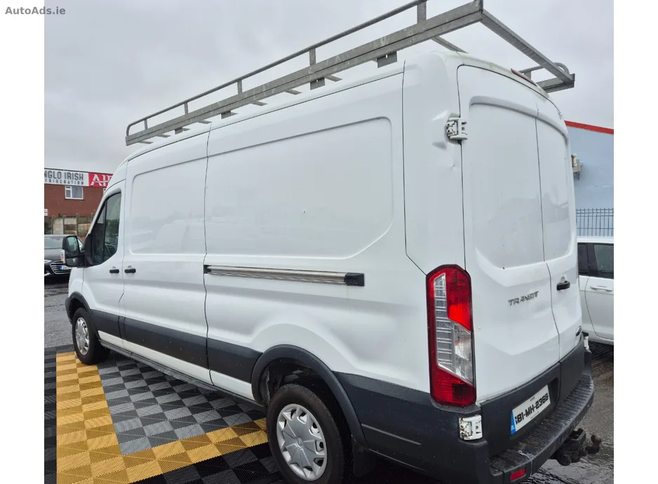 2018 Ford Transit – photo 2