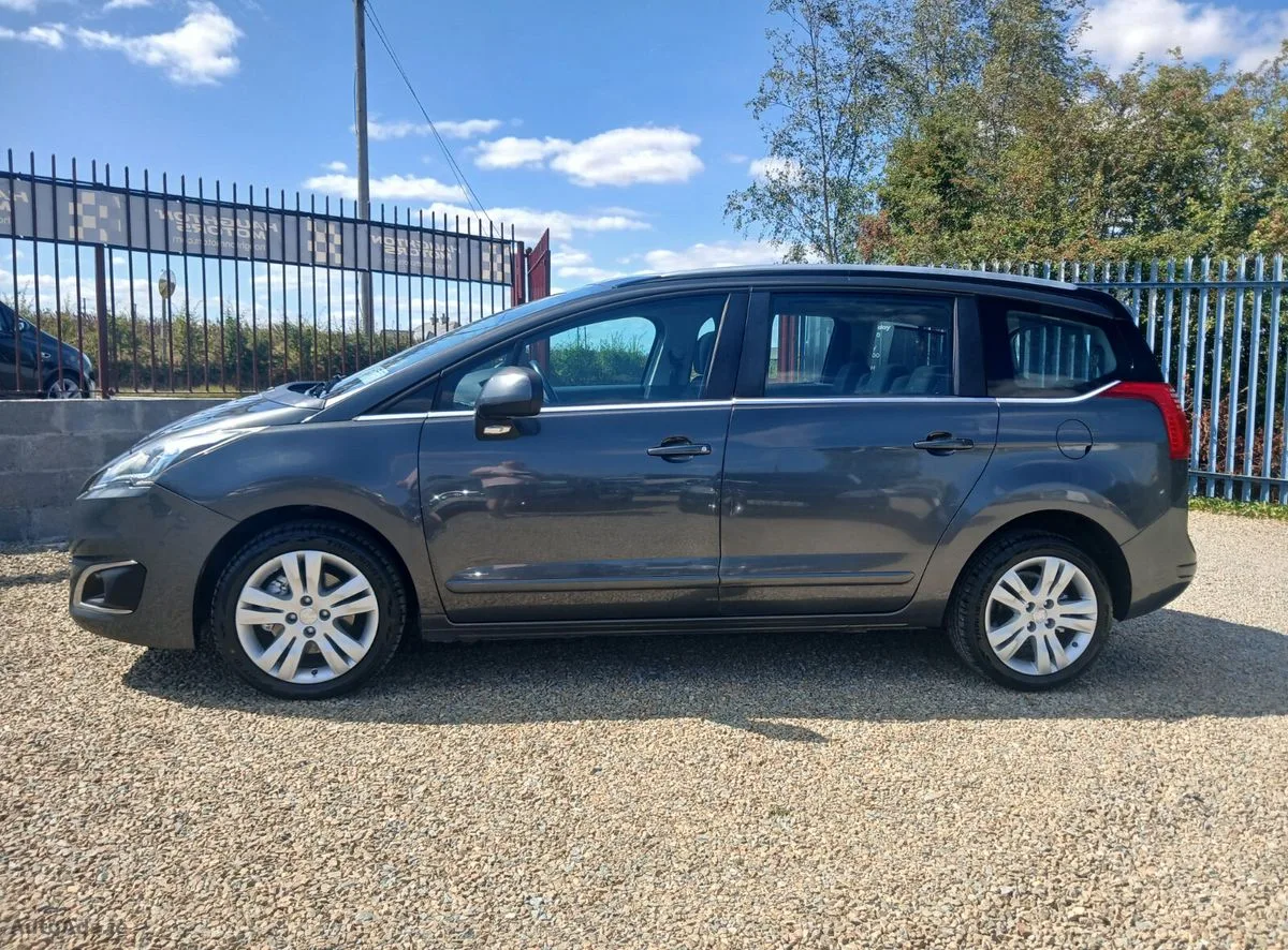 2016 Peugeot 5008 – photo 6