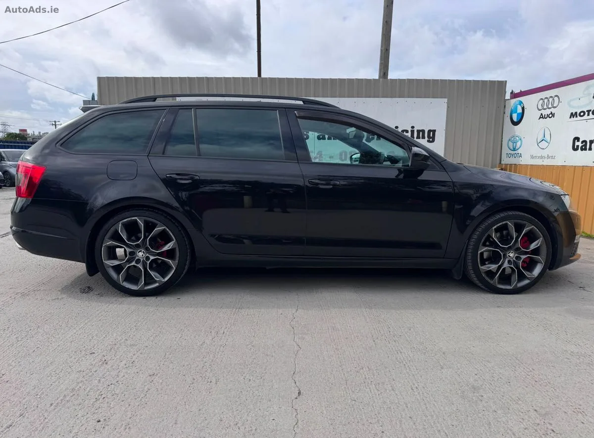 2015 Skoda Octavia – photo 2