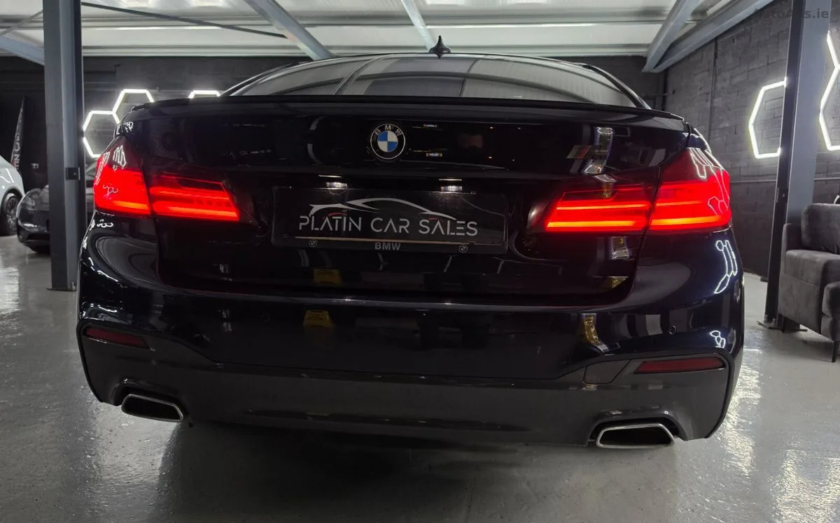 2018 BMW 5-Series – photo 9