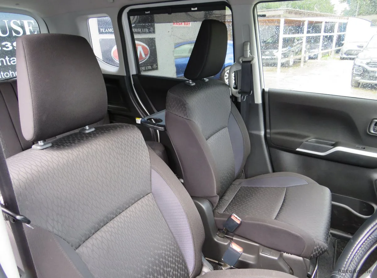 2017 Mitsubishi Delica – photo 13