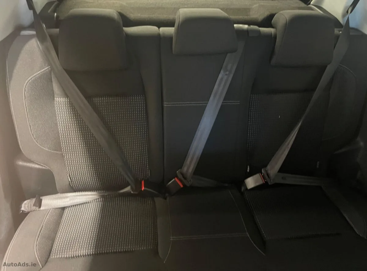 2017 Peugeot 208 – photo 13