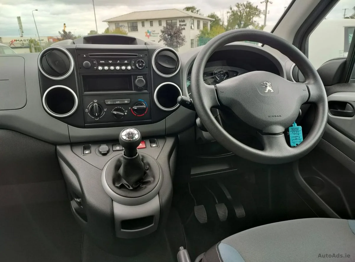 2017 Peugeot Partner – photo 14