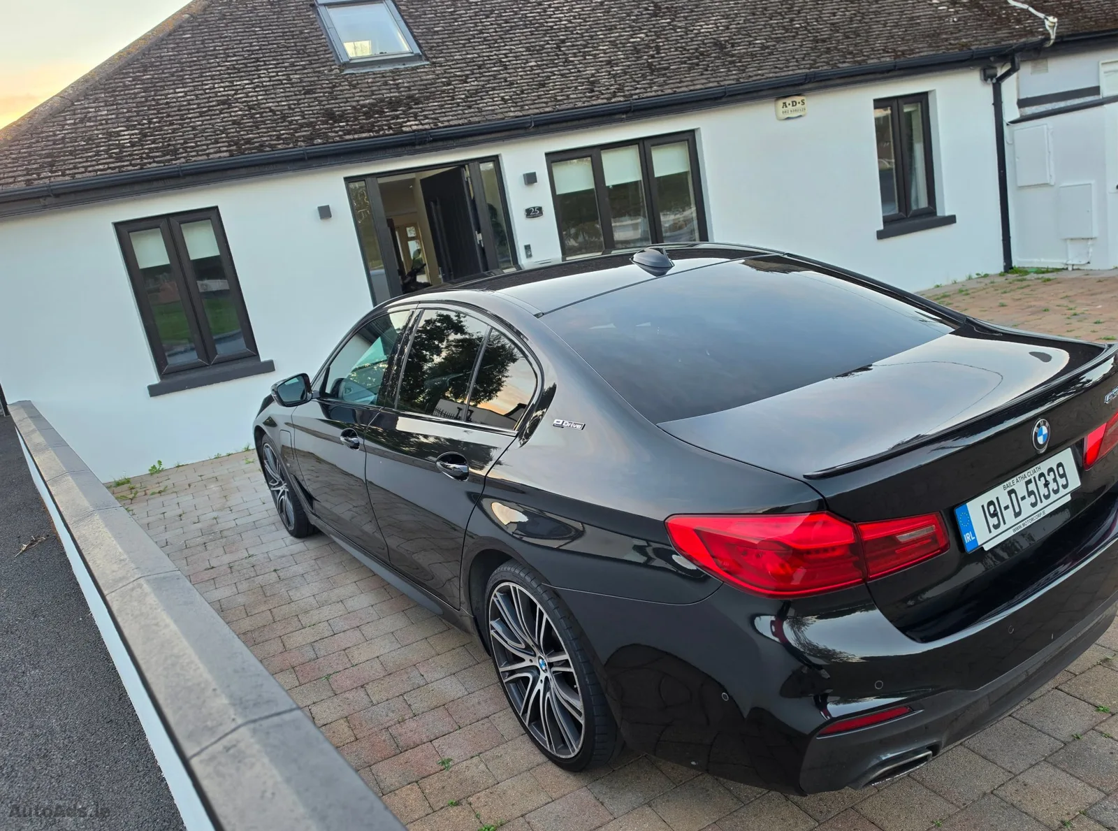 2019 BMW 5 Series – photo 3
