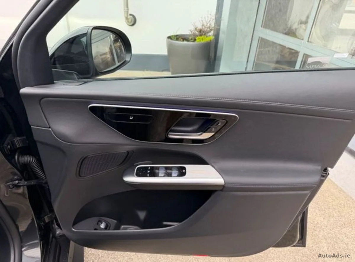 2026 Mercedes-Benz GLC – photo 14
