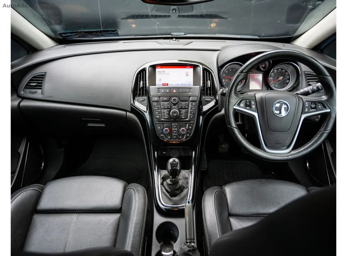 2018 Vauxhall Astra – photo 11