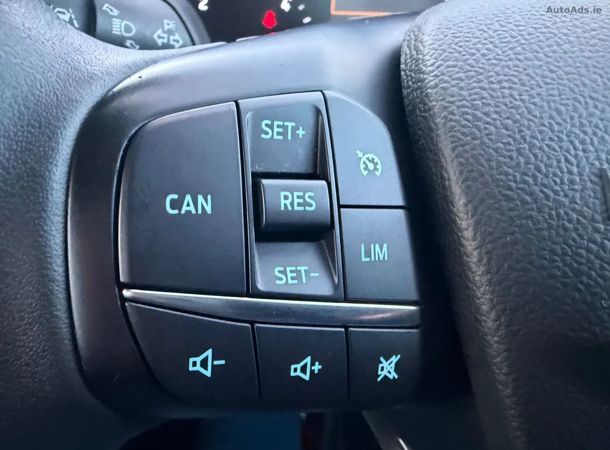 2020 Ford Focus – photo 17