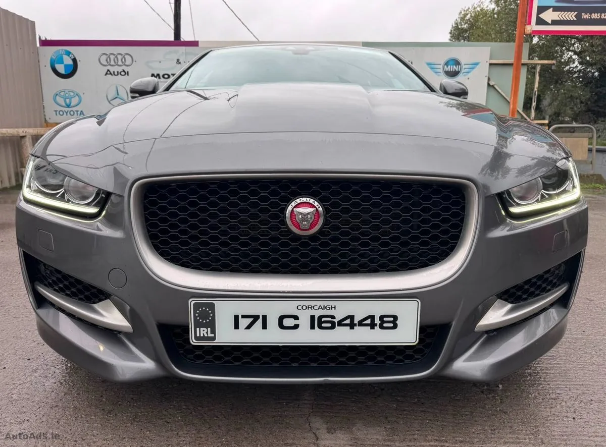 2017 Jaguar XE – photo 5