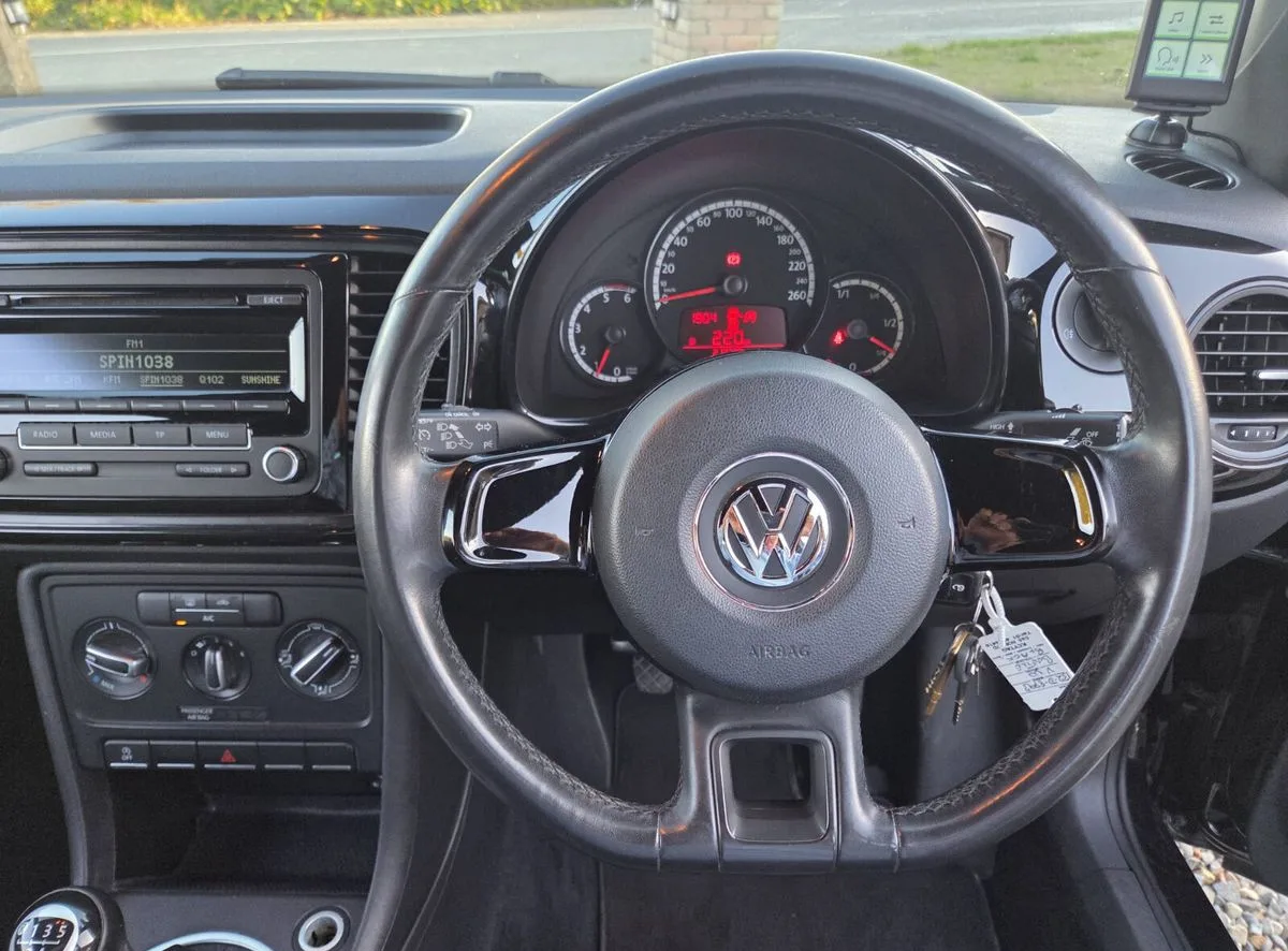 2013 Volkswagen Beetle – photo 13