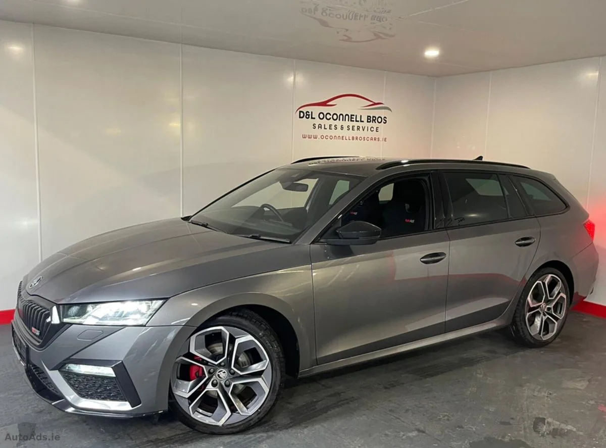 2022 Skoda Octavia – photo 2