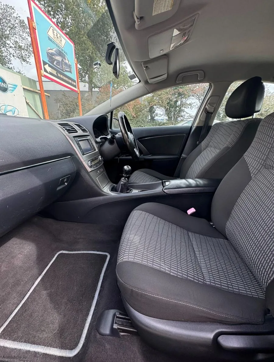2011 Toyota Avensis – photo 15