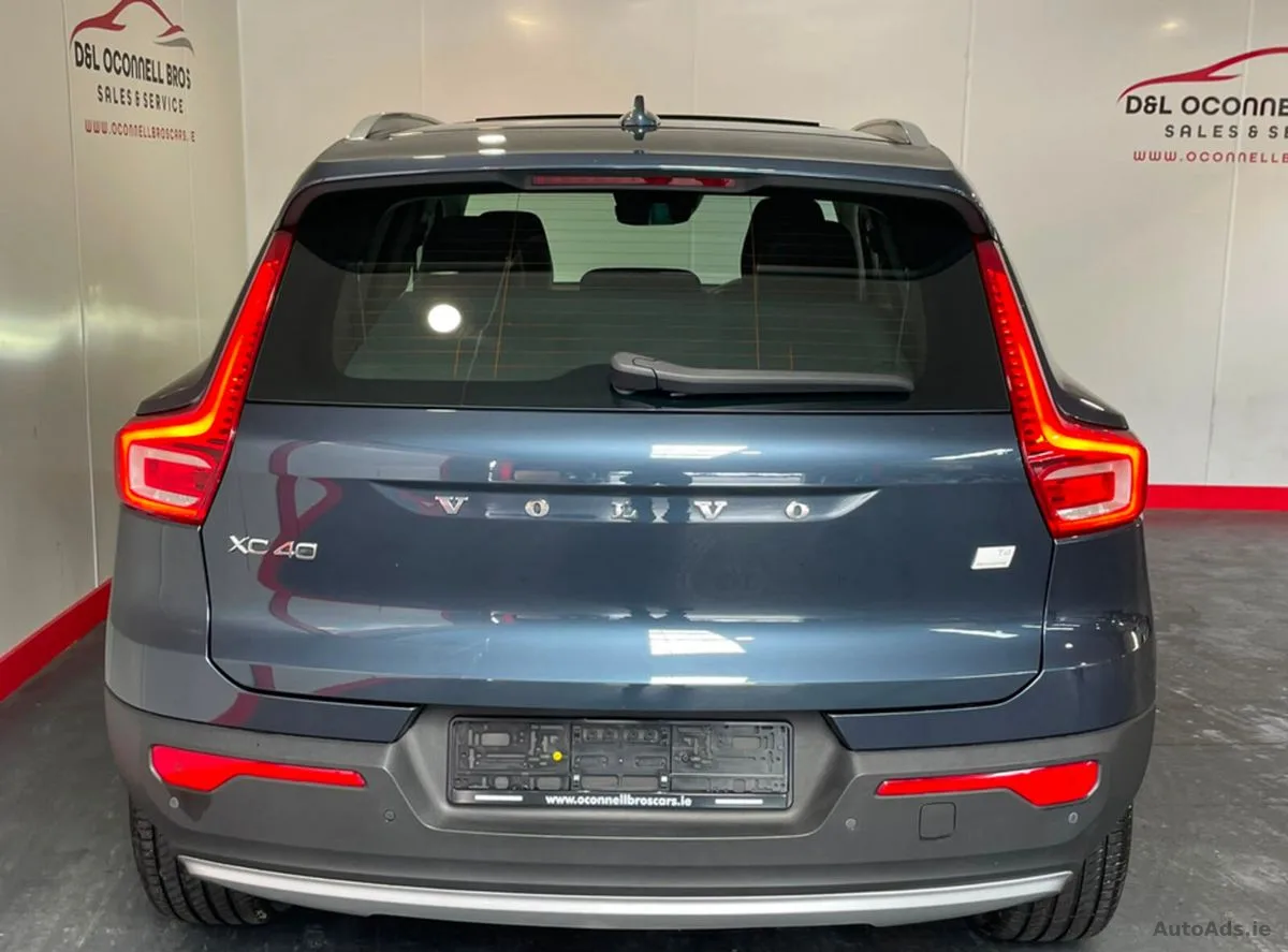 2022 Volvo XC40 – photo 7