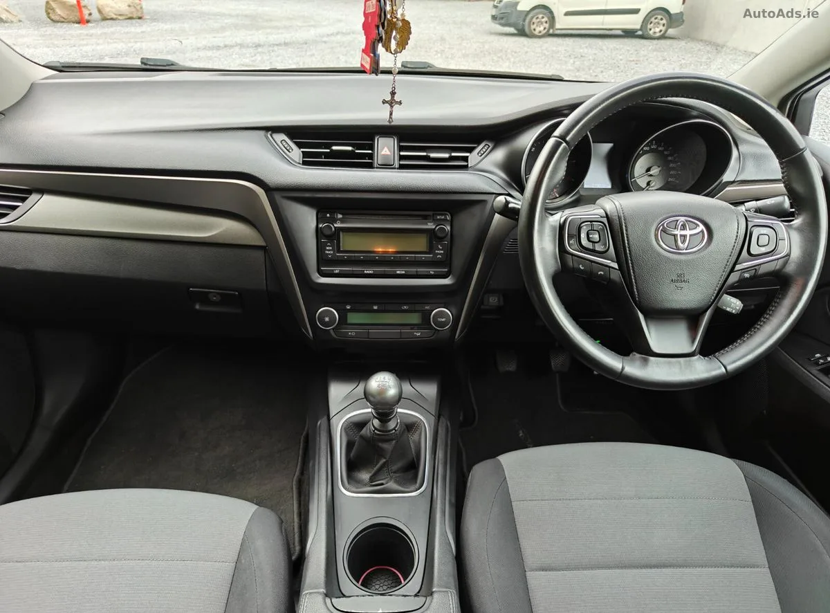 2015 Toyota Avensis – photo 11