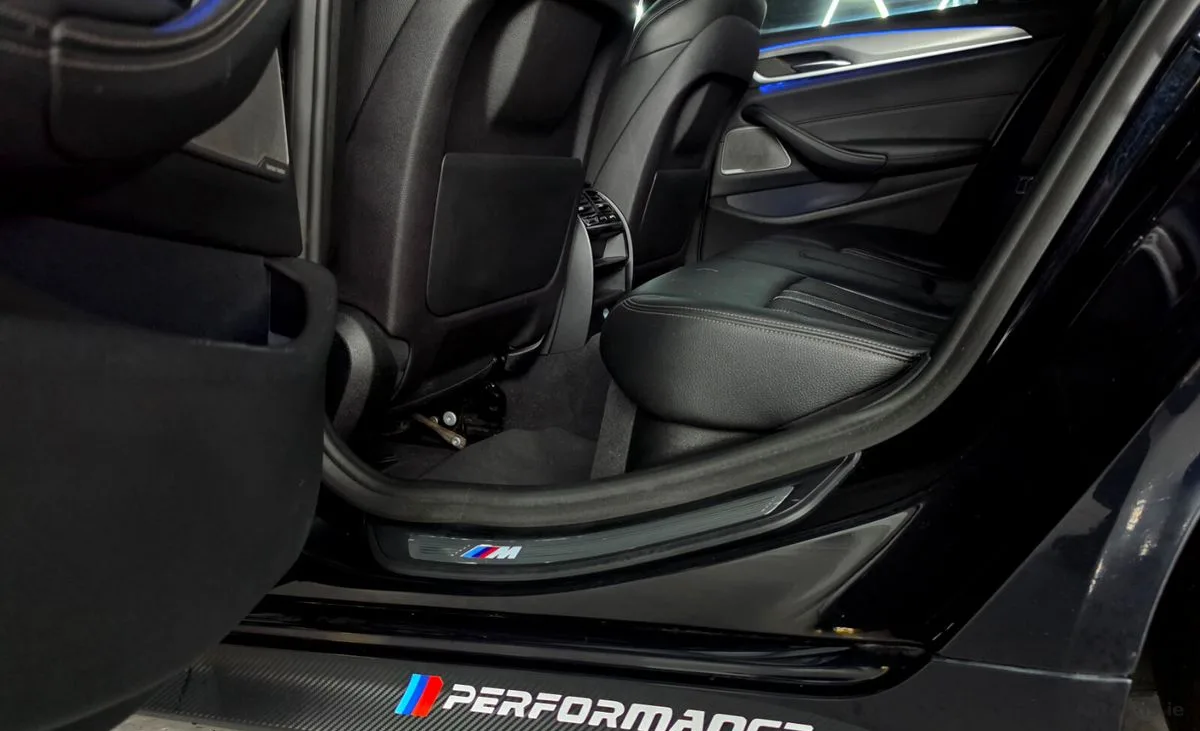 2018 BMW 5-Series – photo 19