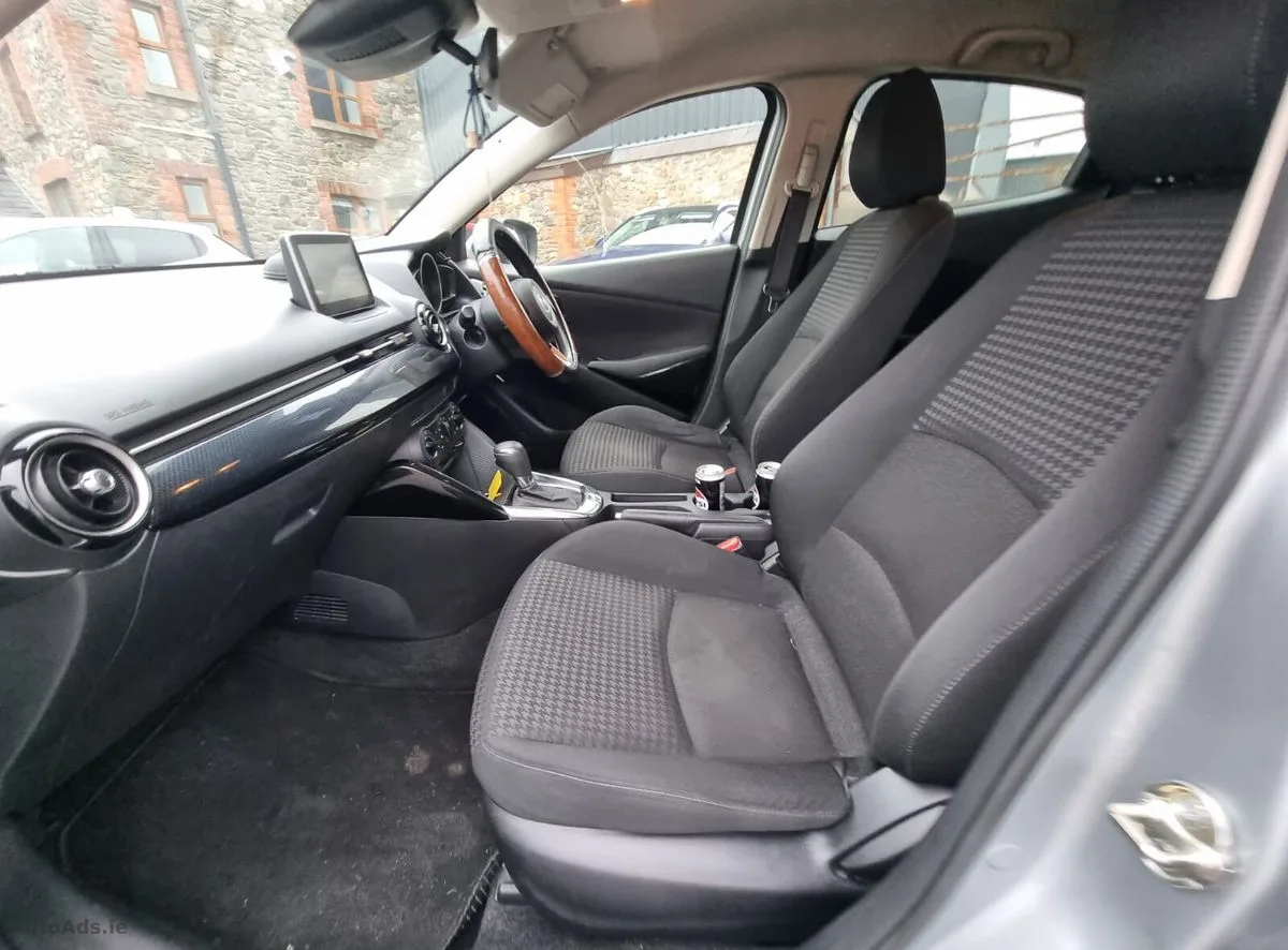 2017 Mazda Demio – photo 15