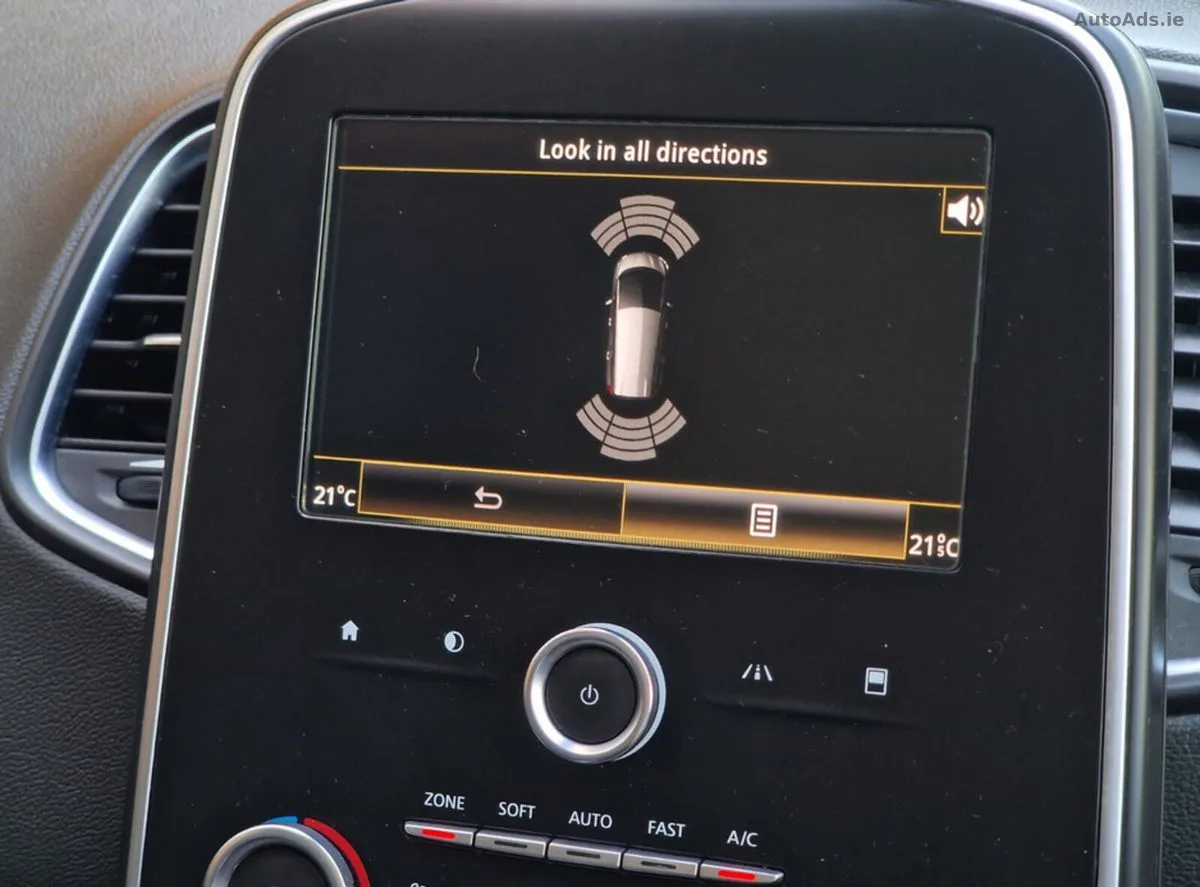 2017 Renault Grand Scenic – photo 14
