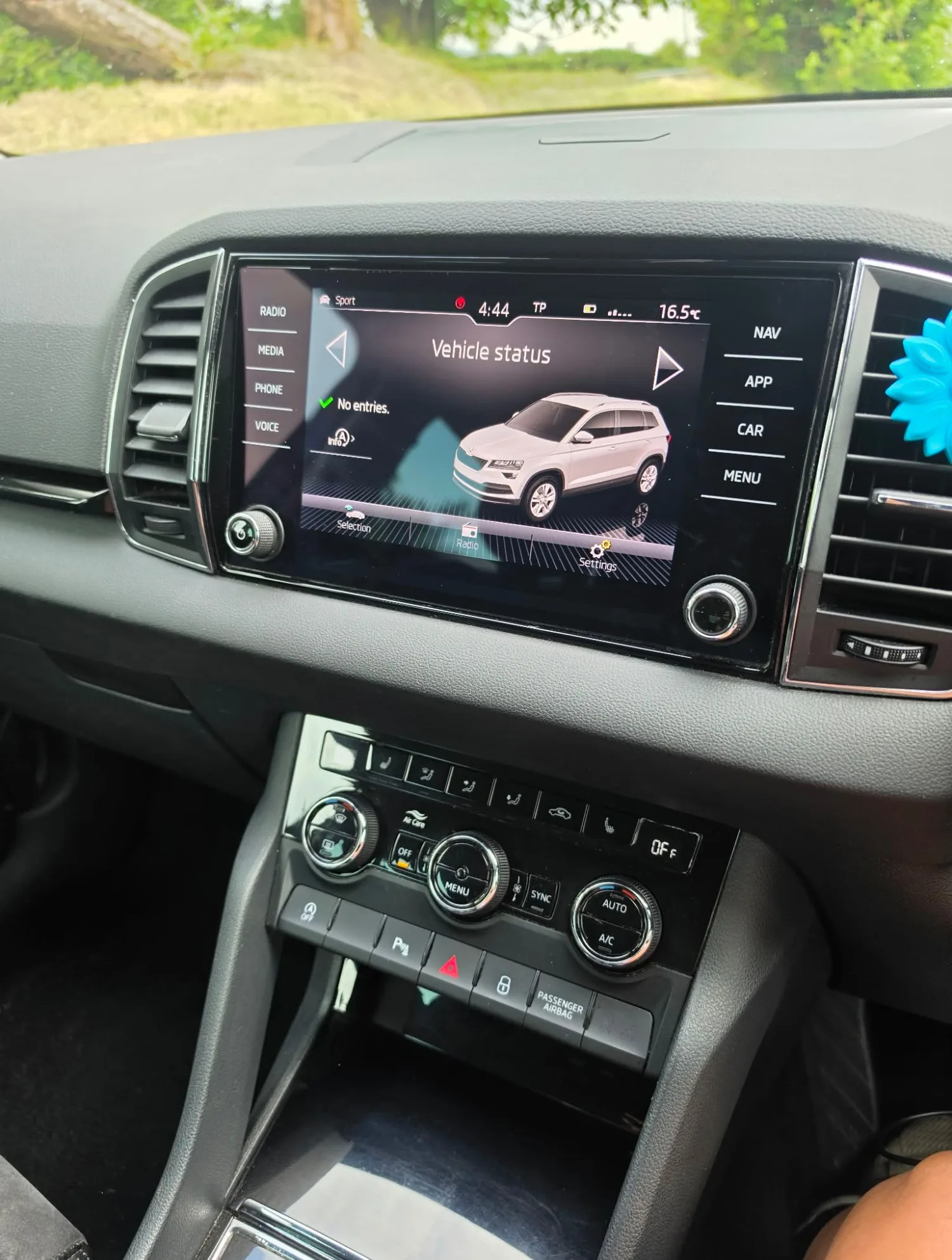 2018 Skoda Karoq – photo 3