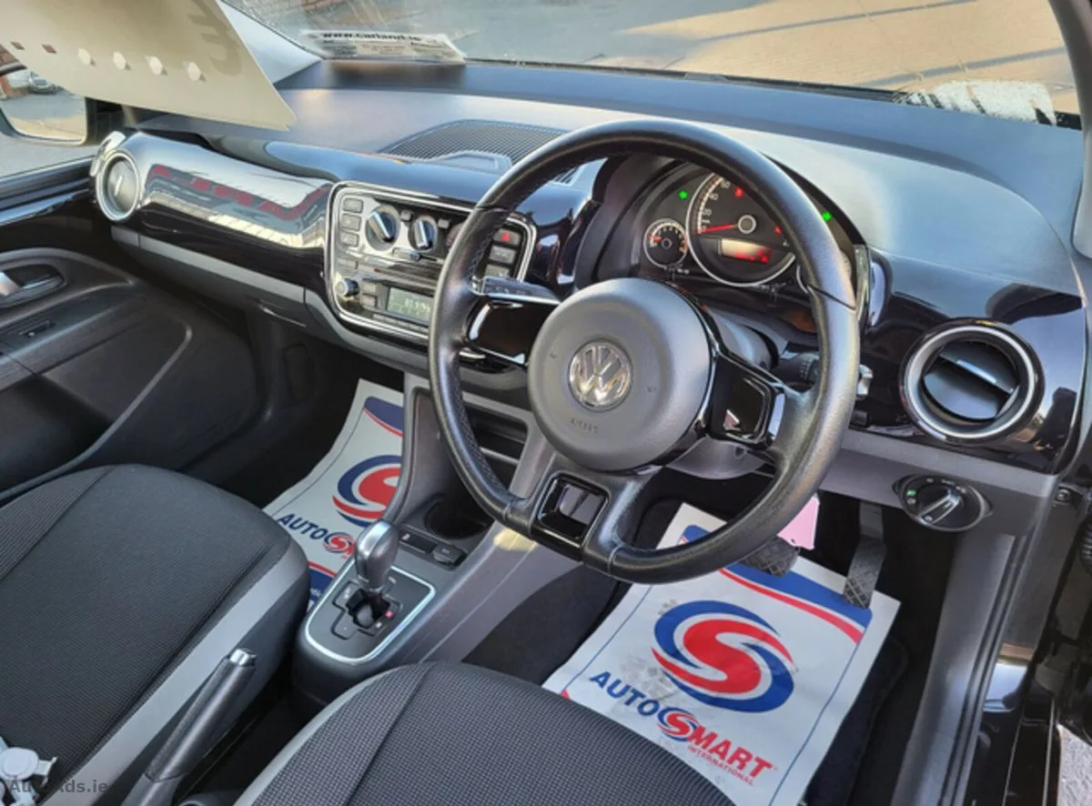 2015 Volkswagen up! – photo 11