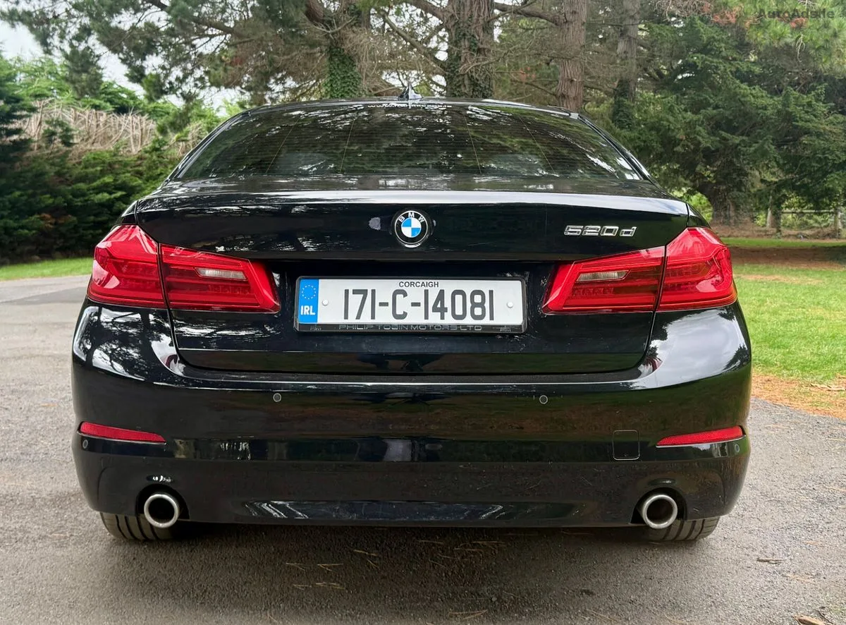 2017 BMW 5-Series – photo 7
