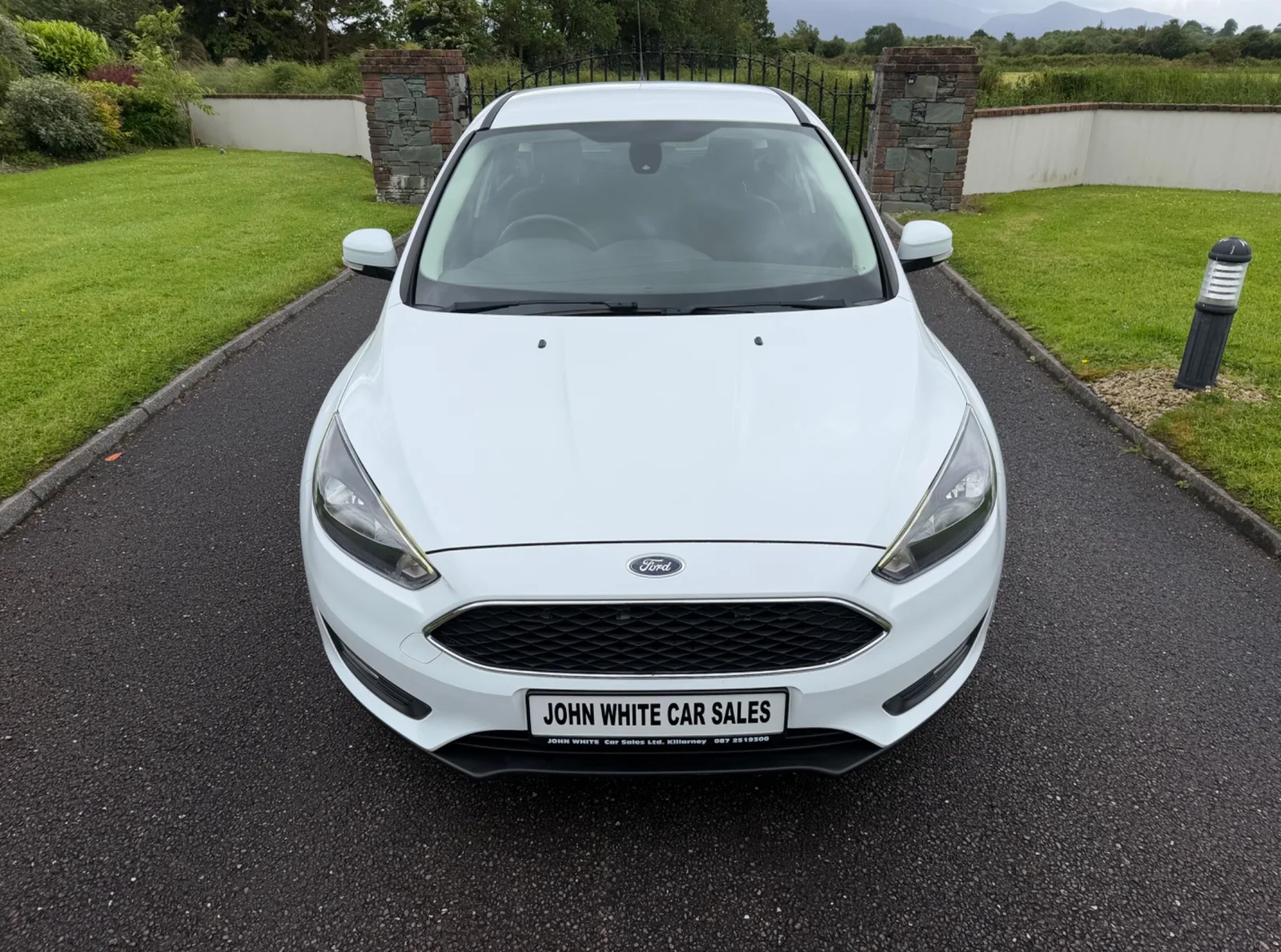 2016 Ford Focus – photo 8