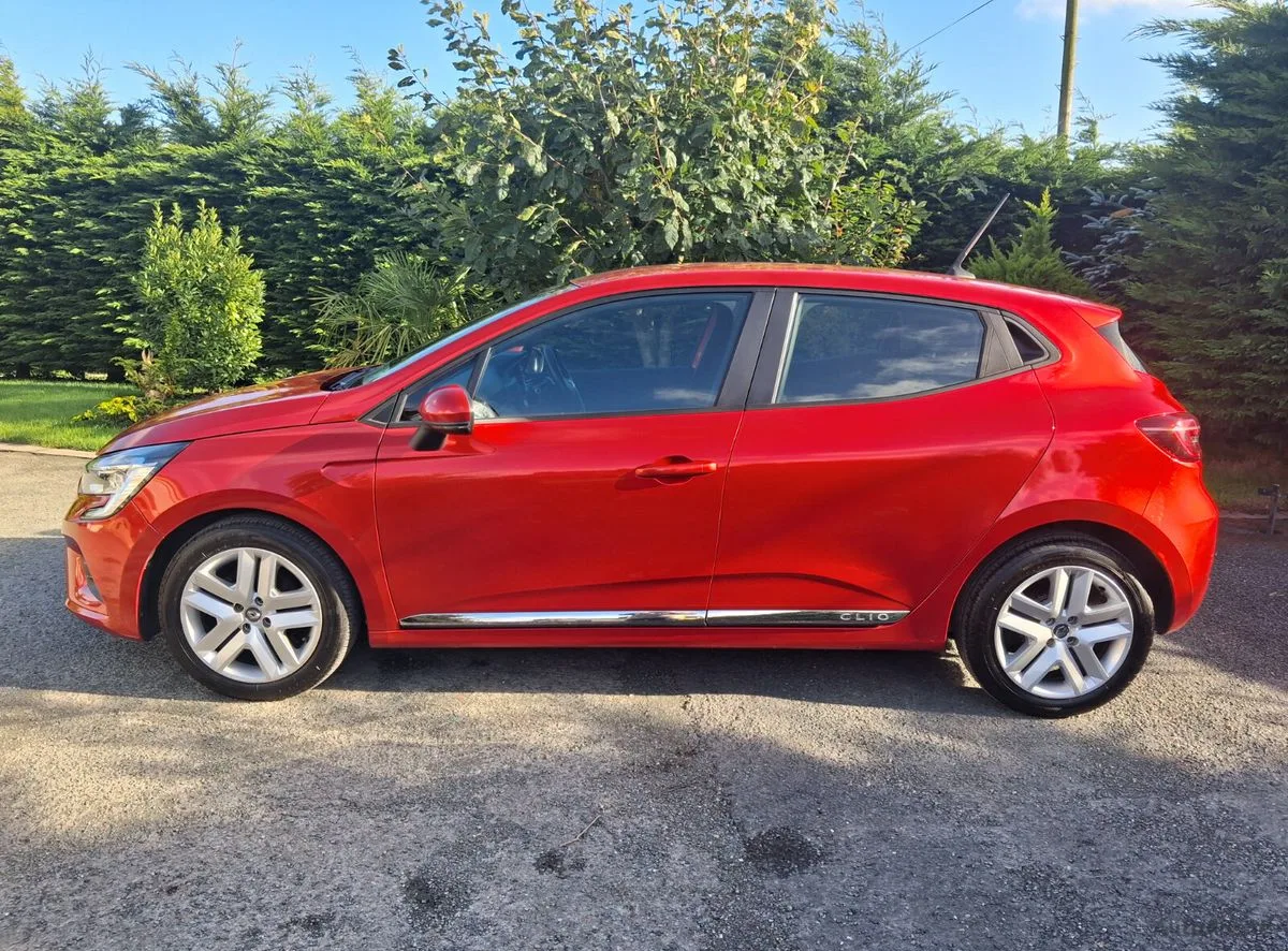 2020 Renault Clio – photo 18