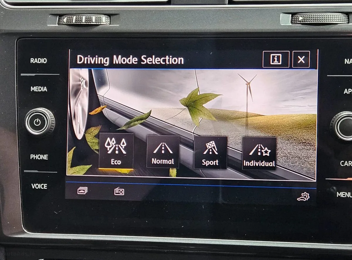 2019 Volkswagen Golf – photo 14