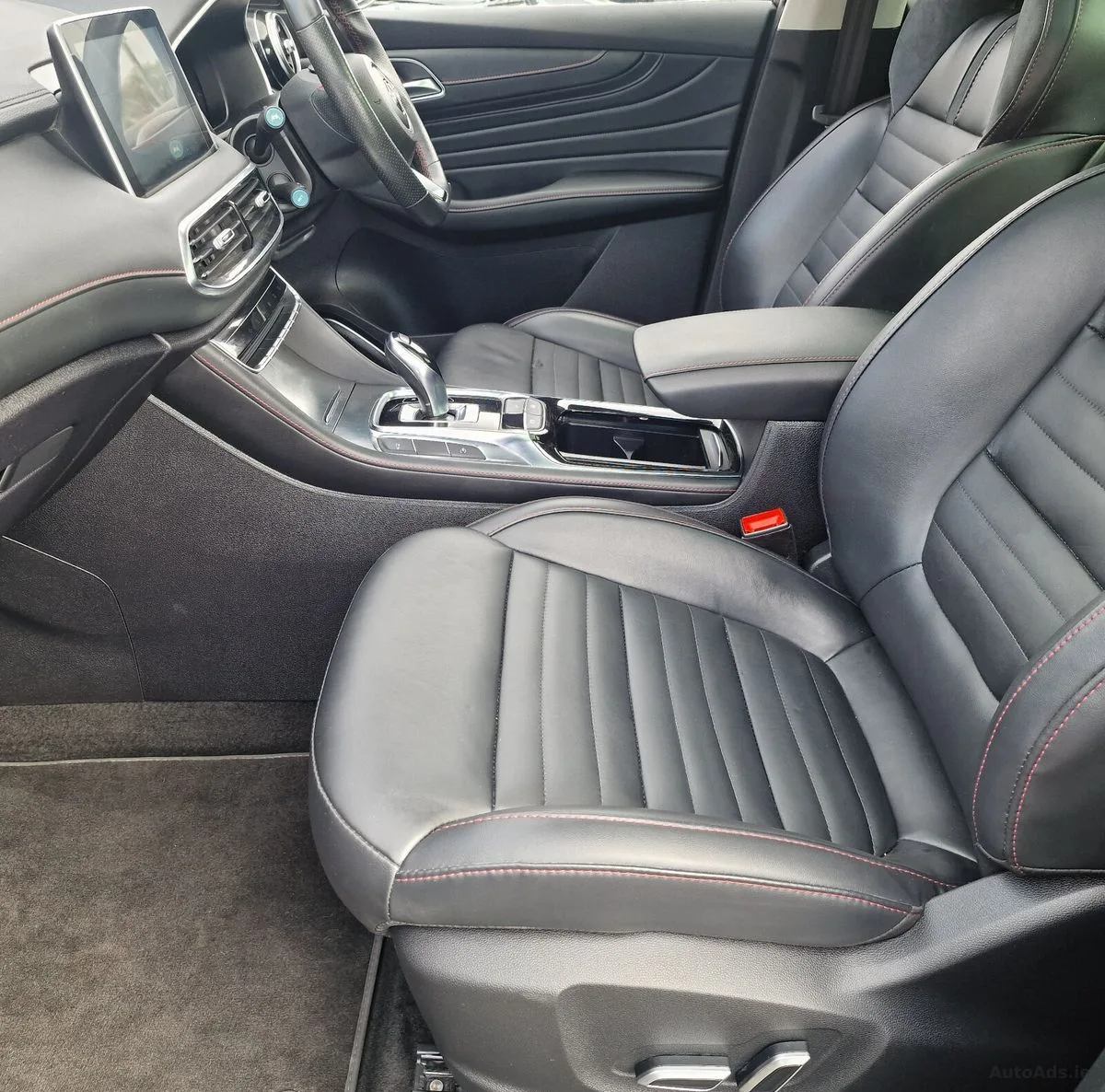 2023 MG HS – photo 10