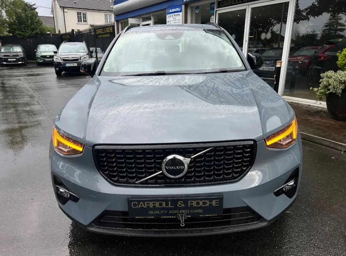 2023 Volvo XC40 – photo 5