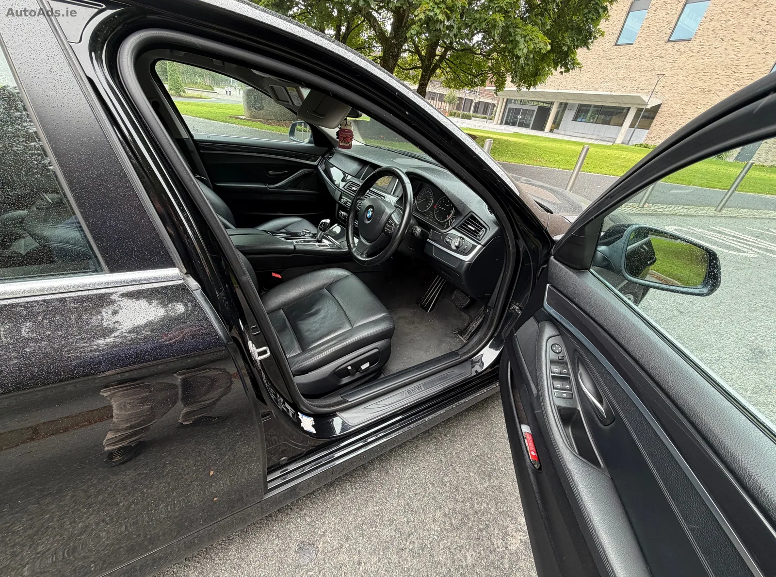 2013 BMW 5 Series – photo 9