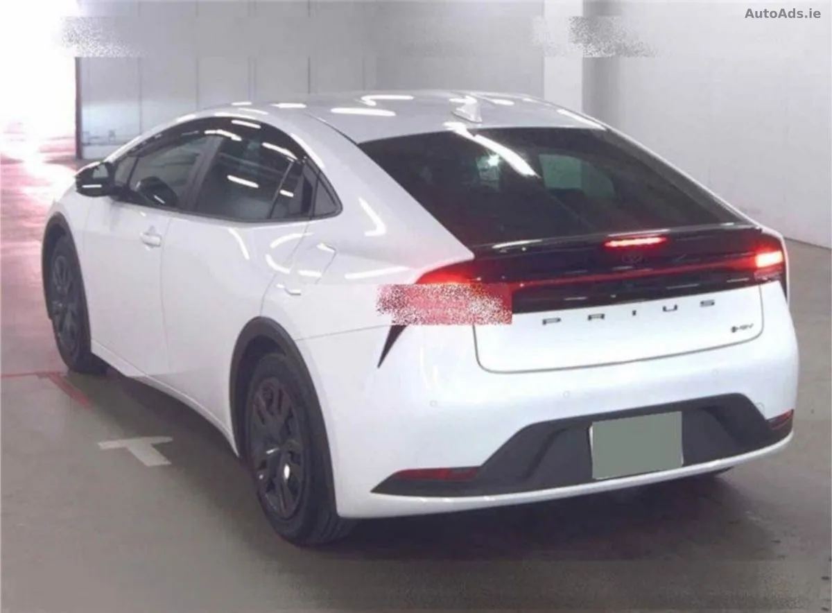 2024 Toyota Prius – photo 4