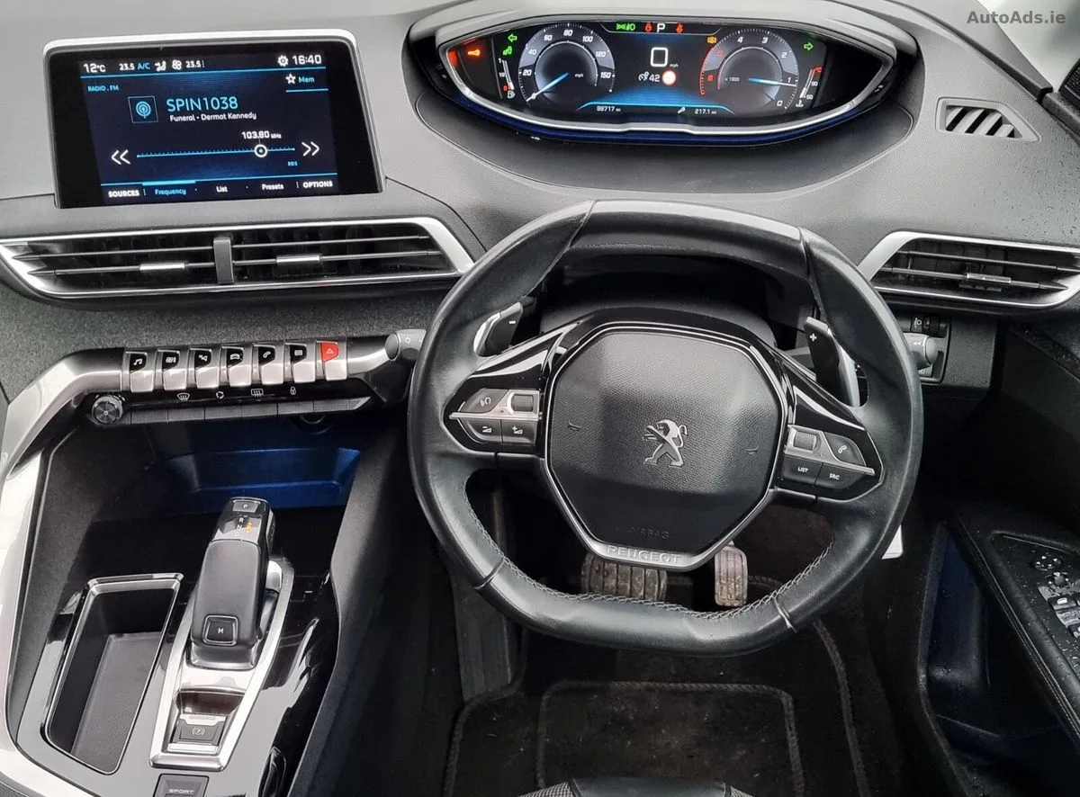 2018 Peugeot 5008 – photo 16