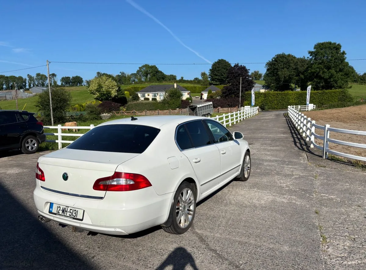 2012 Skoda Superb – photo 9