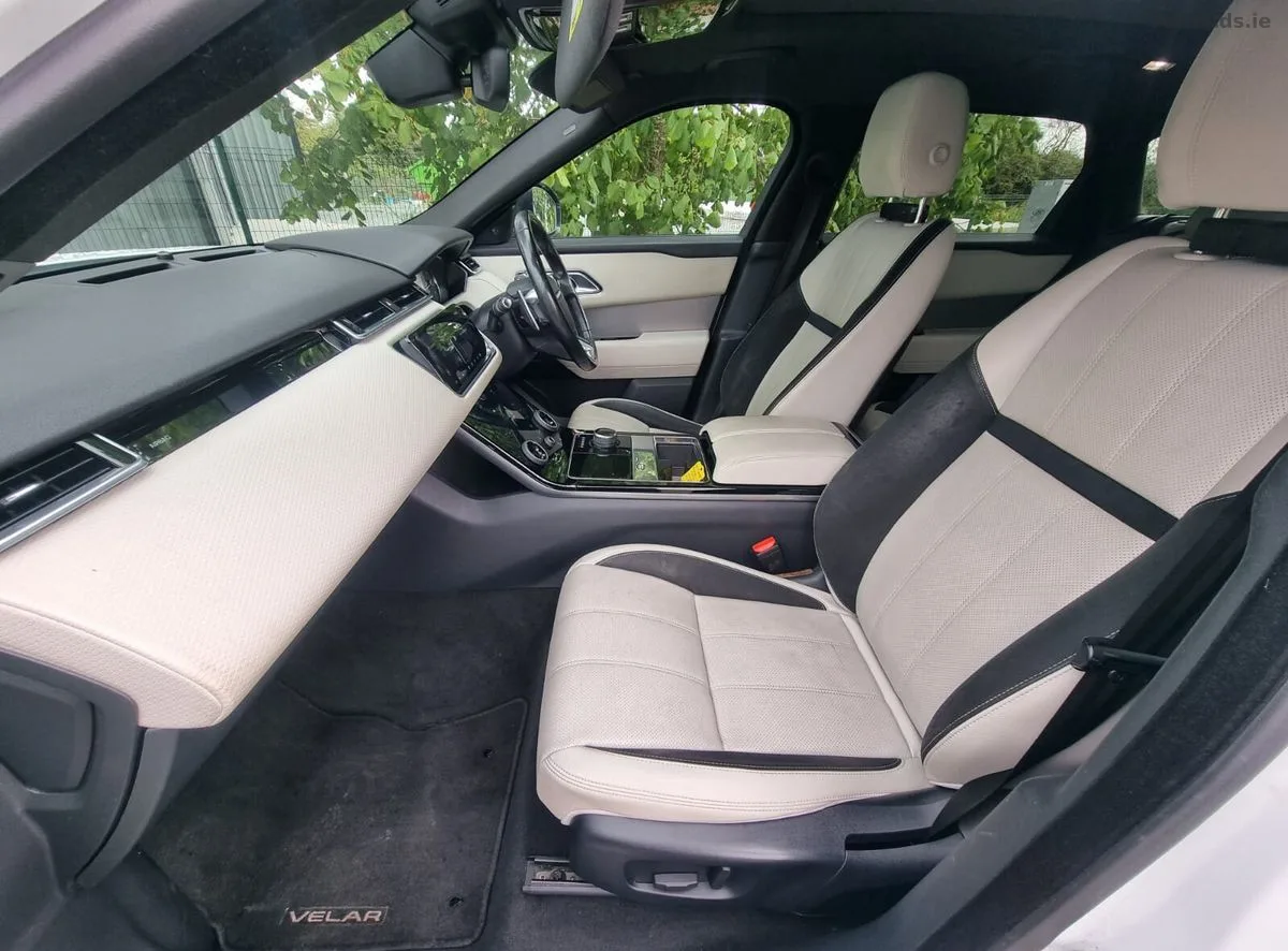 2018 Land Rover Range Rover Velar – photo 17