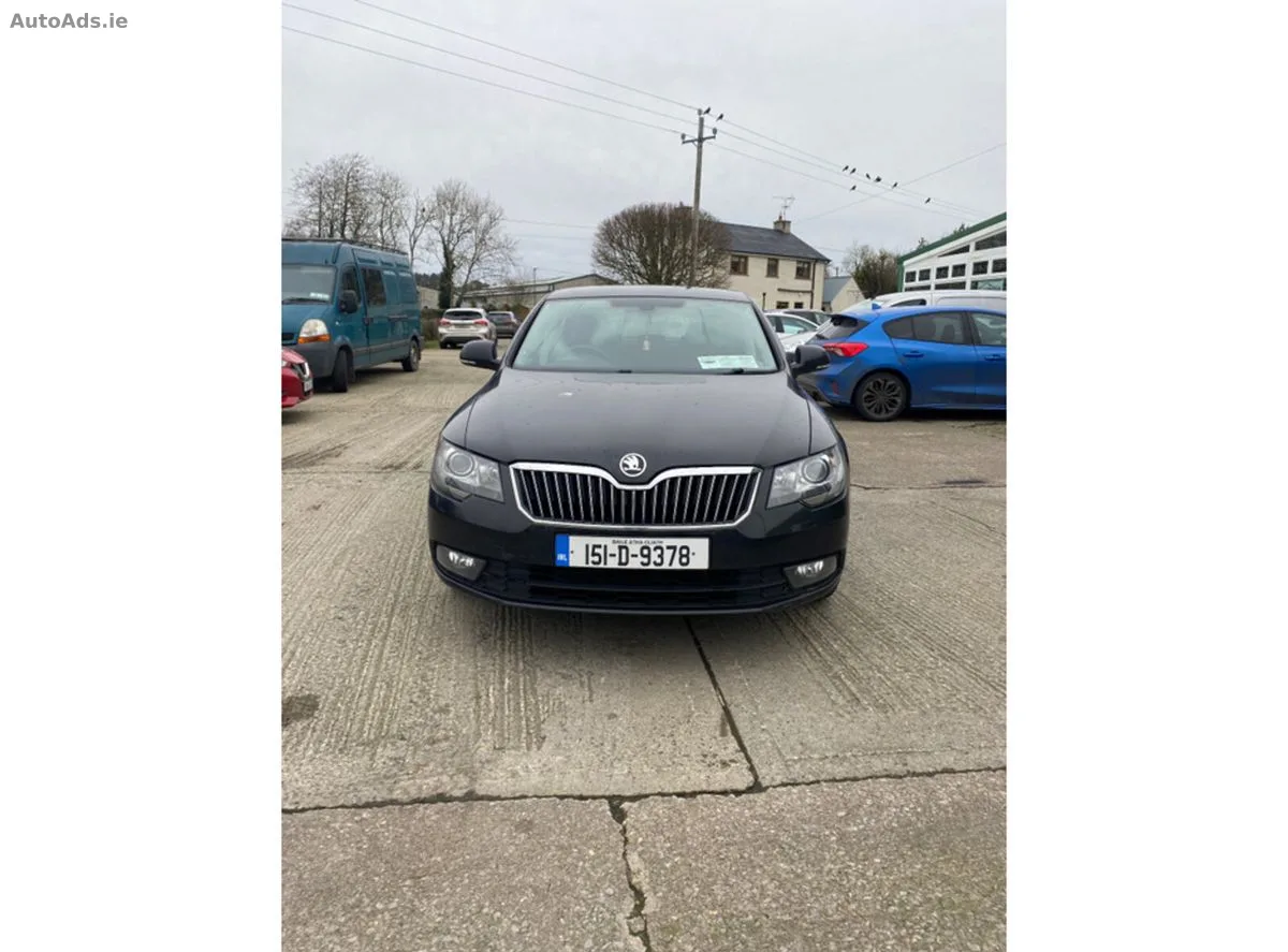 2015 Skoda Superb – photo 2