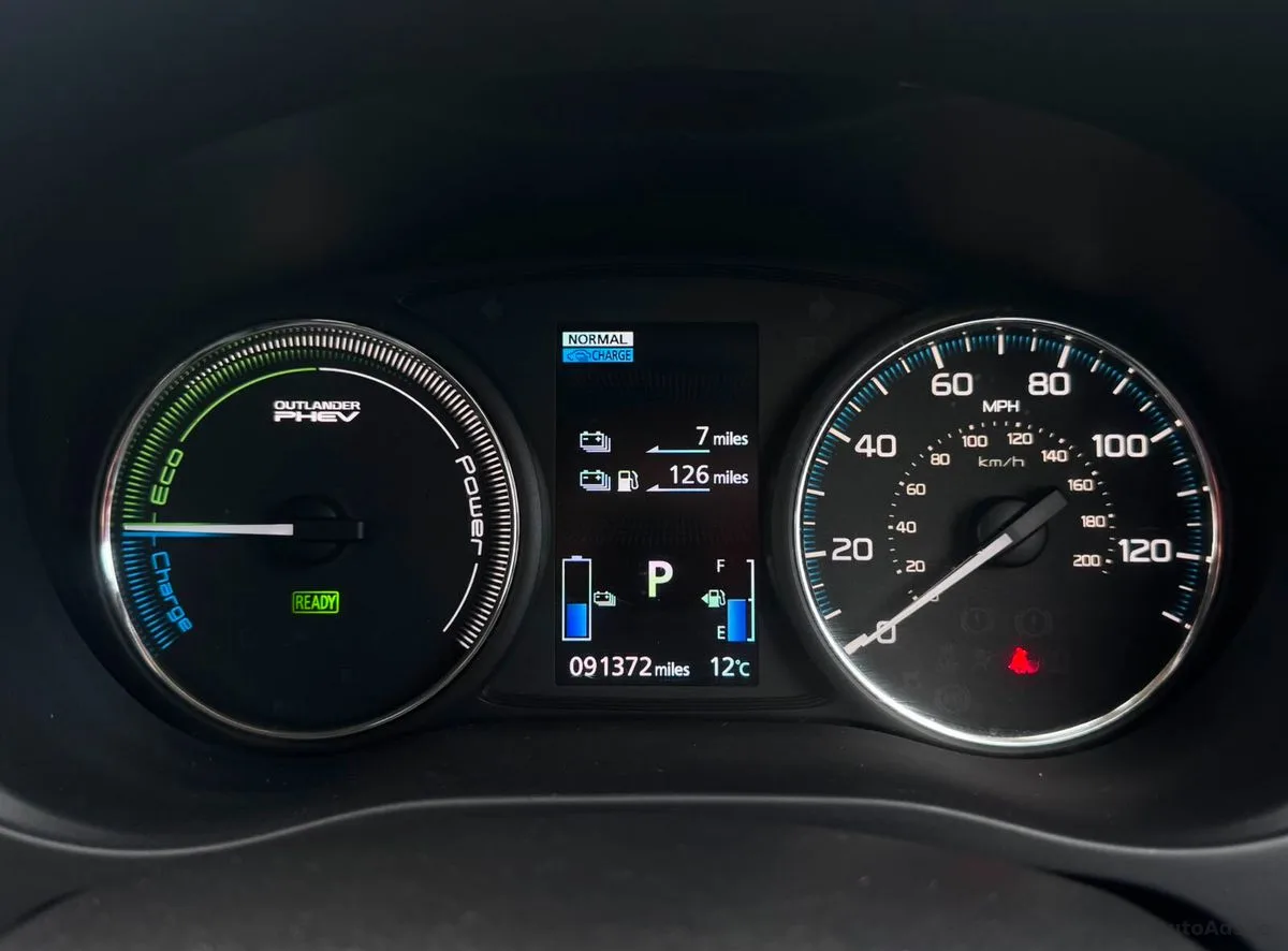 2016 Mitsubishi Outlander – photo 16